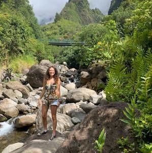 Meet your Posher, Megan